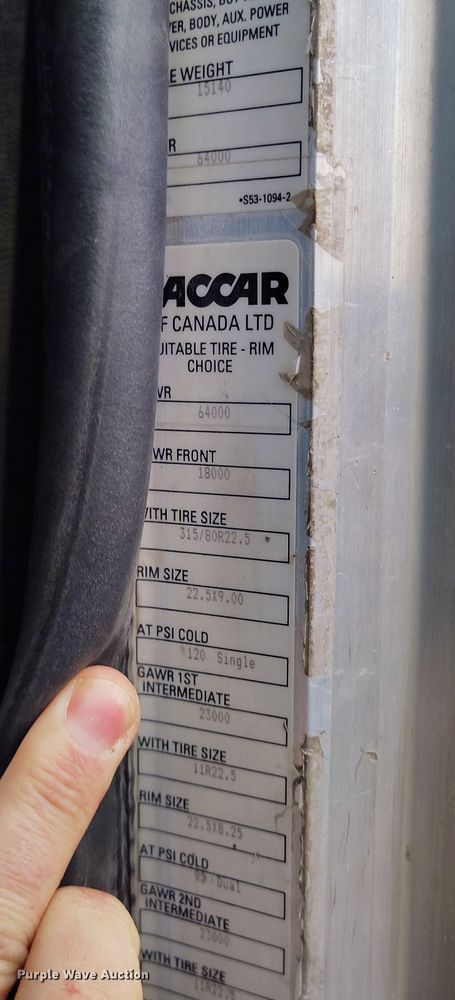 image for item EH0234 2005 Peterbilt 335  roll-off container truck