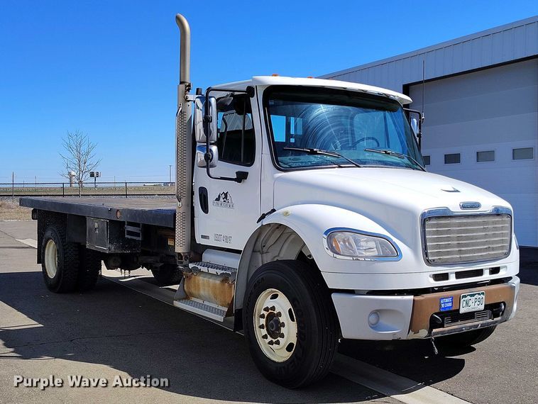 image for item EH0275 2011 Freightliner Business Class M2 flatbed truck
