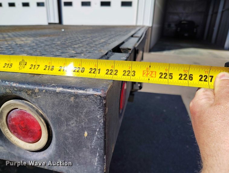 image for item EH0275 2011 Freightliner Business Class M2 flatbed truck