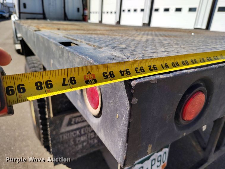 image for item EH0275 2011 Freightliner Business Class M2 flatbed truck