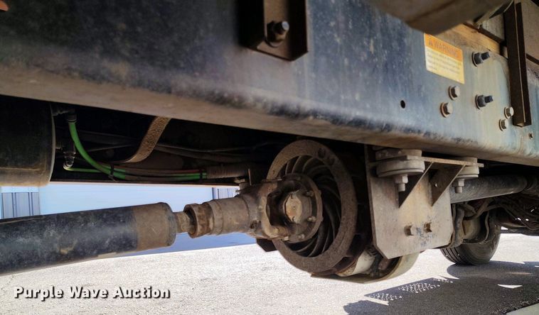 image for item EH0275 2011 Freightliner Business Class M2 flatbed truck