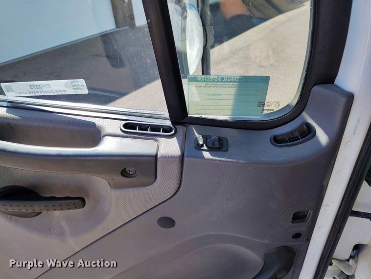 image for item EH0275 2011 Freightliner Business Class M2 flatbed truck