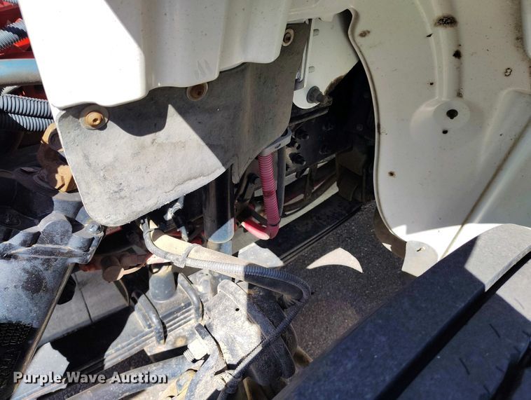 image for item EH0275 2011 Freightliner Business Class M2 flatbed truck