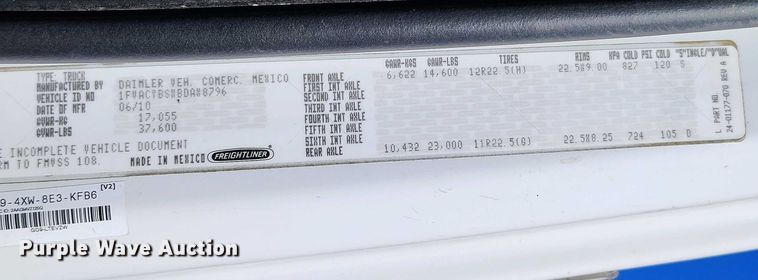 image for item EH0275 2011 Freightliner Business Class M2 flatbed truck