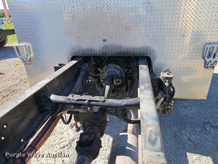 image for item EI8951 2006 HME 4465 900 cab and chassis