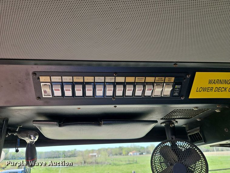 image for item EI8951 2006 HME 4465 900 cab and chassis