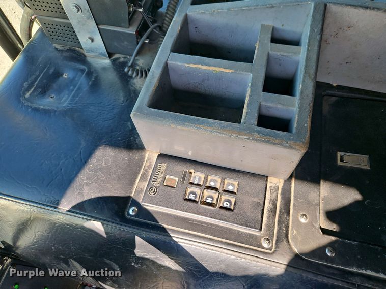 image for item EI8951 2006 HME 4465 900 cab and chassis