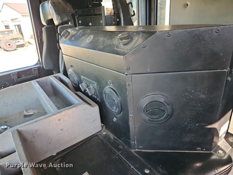 image for item EI8951 2006 HME 4465 900 cab and chassis