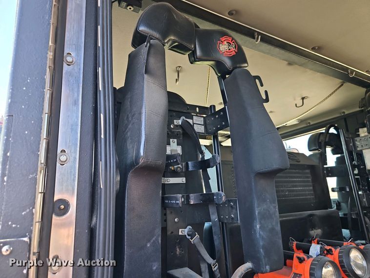 image for item EI8951 2006 HME 4465 900 cab and chassis