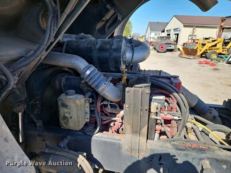 image for item EI8951 2006 HME 4465 900 cab and chassis