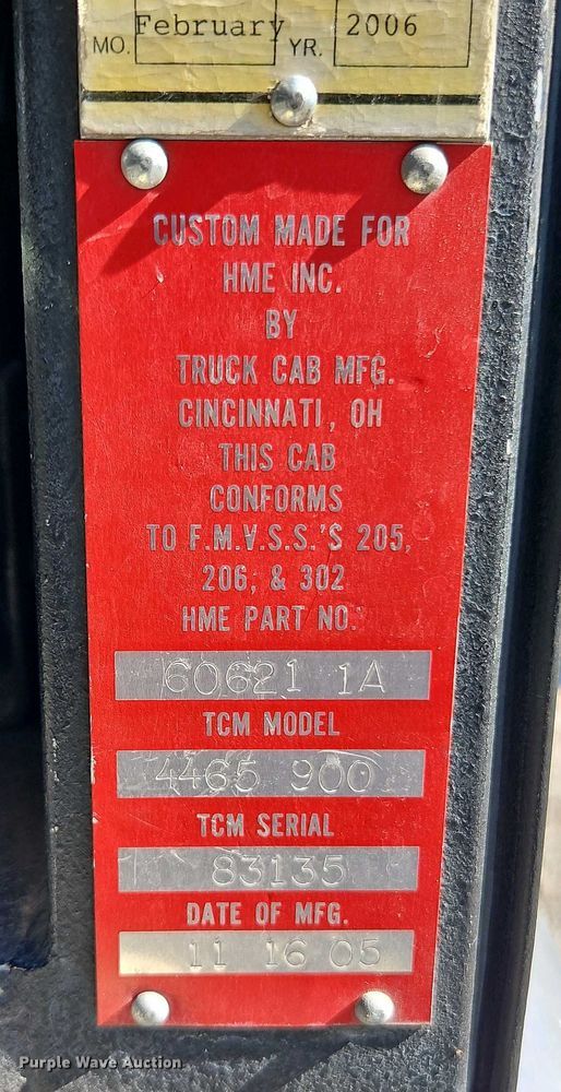 image for item EI8951 2006 HME 4465 900 cab and chassis