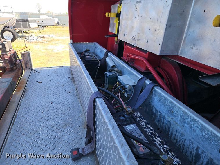 image for item EI8958 1980 Ford 8000 Custom Cab truck cab and chassis