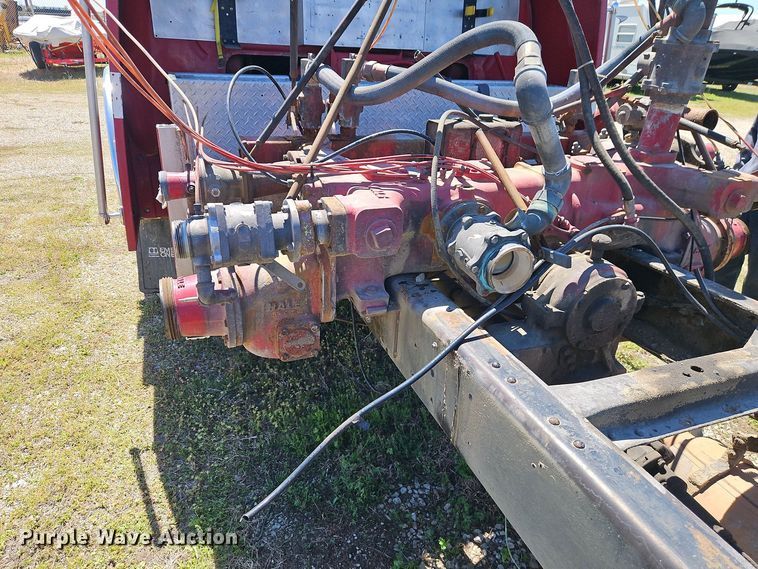 image for item EI8958 1980 Ford 8000 Custom Cab truck cab and chassis