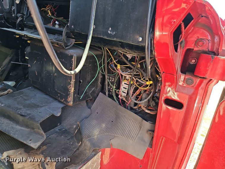 image for item EI8958 1980 Ford 8000 Custom Cab truck cab and chassis