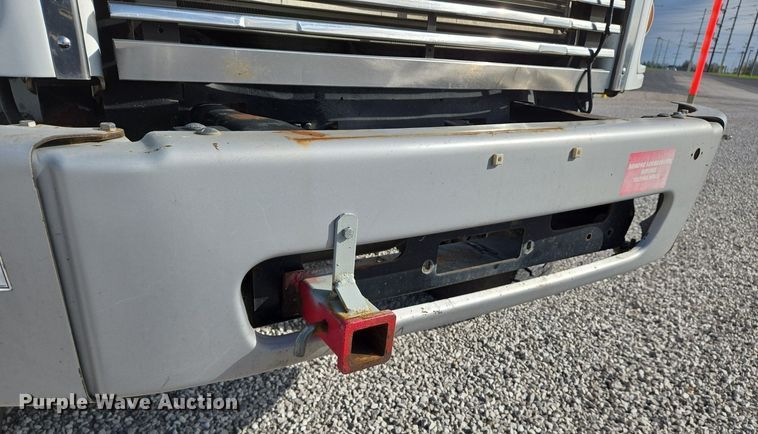 image for item EJ7421 2007 Freightliner Business Class M2 bucket truck