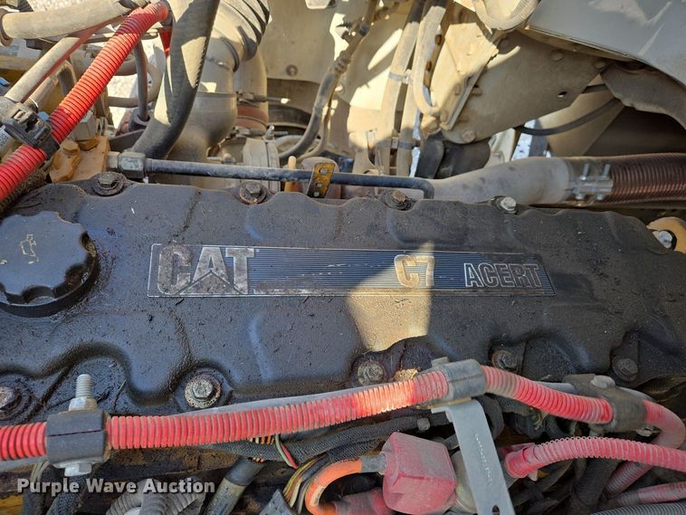 image for item EJ7421 2007 Freightliner Business Class M2 bucket truck