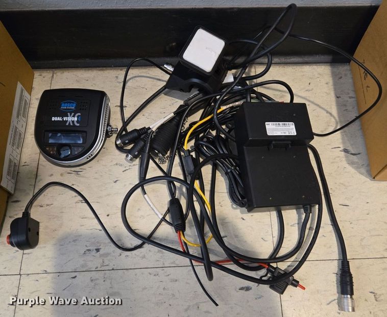 image for item EJ7435 Approximately 50 Rosco Dual vision in cab truck camera