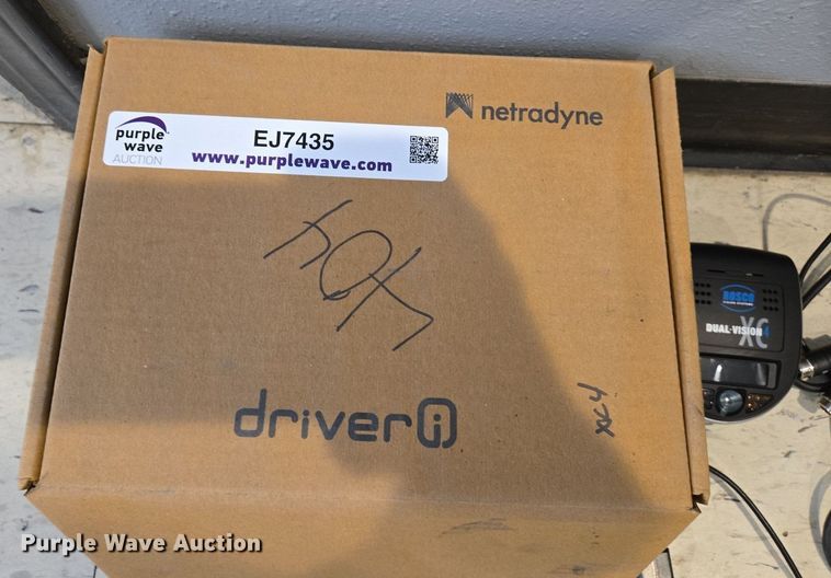 image for item EJ7435 Approximately 50 Rosco Dual vision in cab truck camera