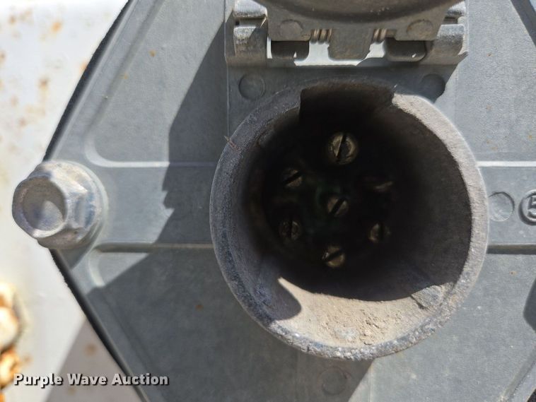 image for item EJ7436 1976 Fruehauf pneumatic dry bulk trailer