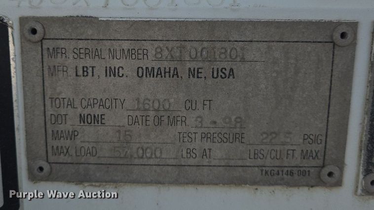 image for item EJ7437 1999 Fruehauf pneumatic dry bulk trailer