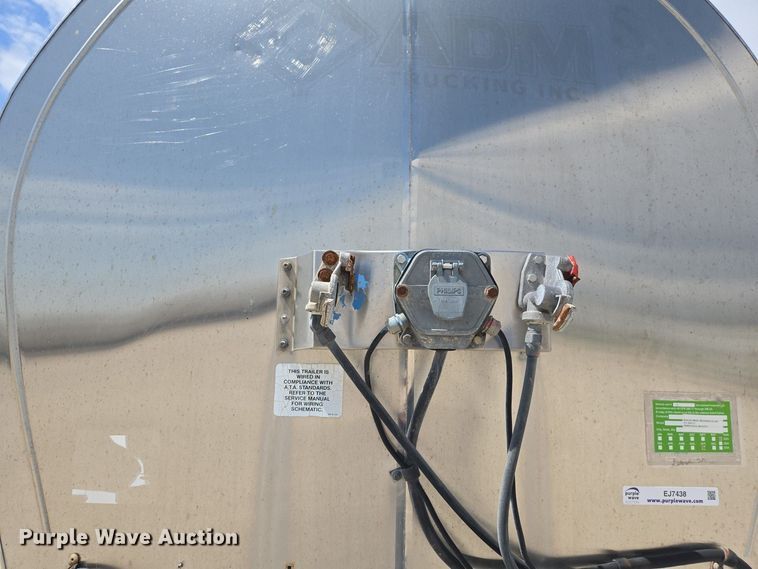 image for item EJ7438 1985 Brenner tank trailer