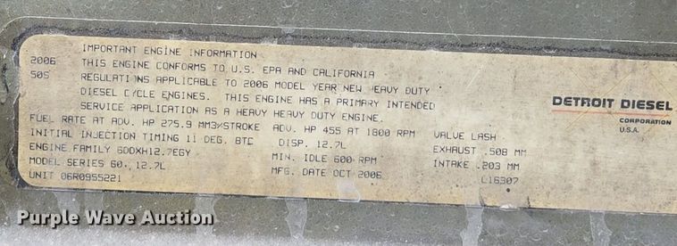 image for item EJ7439 2007 Freightliner semi truck