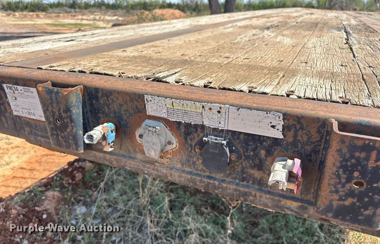 image for item EJ8629 2004 Fontaine FTW-5-8048WSAW flatbed trailer