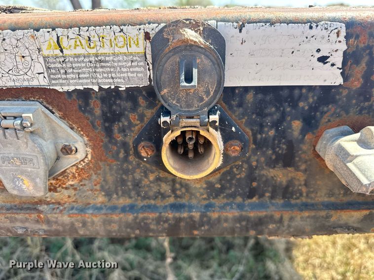 image for item EJ8629 2004 Fontaine FTW-5-8048WSAW flatbed trailer