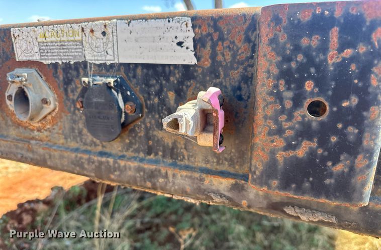 image for item EJ8629 2004 Fontaine FTW-5-8048WSAW flatbed trailer