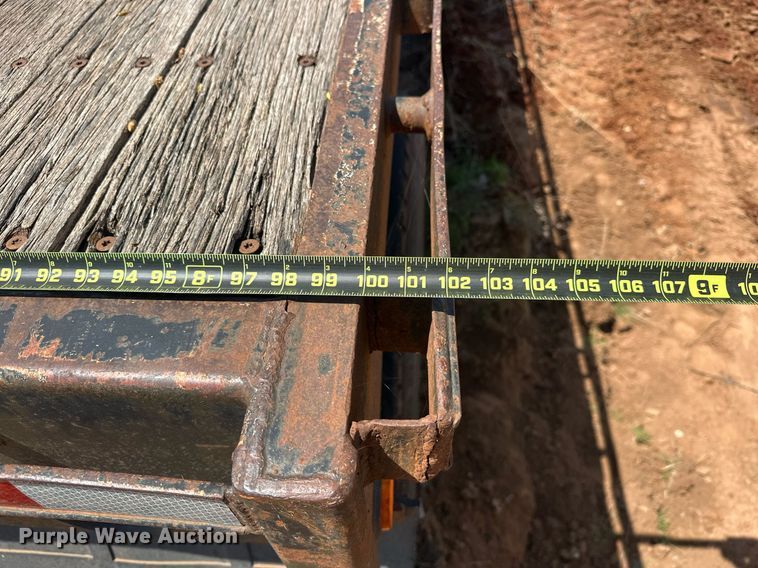 image for item EJ8629 2004 Fontaine FTW-5-8048WSAW flatbed trailer