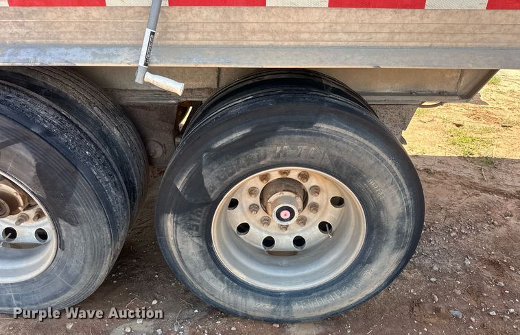 image for item EJ8630 1998 Vantage T-96-SS end dump trailer