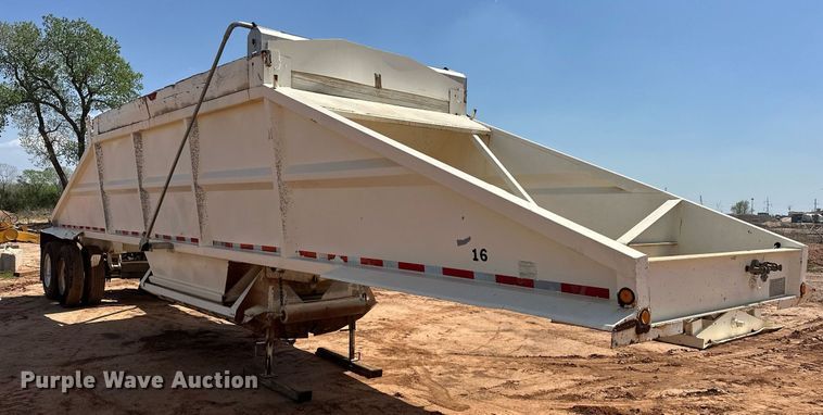 image for item EJ8634 1999 Corn Belt  S-4202 bottom dump trailer