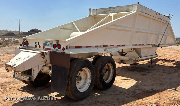 image for item EJ8634 1999 Corn Belt  S-4202 bottom dump trailer