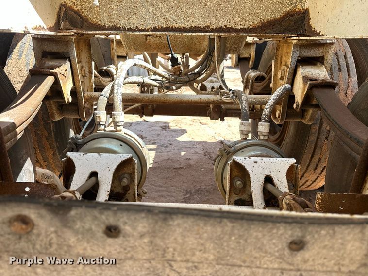 image for item EJ8634 1999 Corn Belt  S-4202 bottom dump trailer