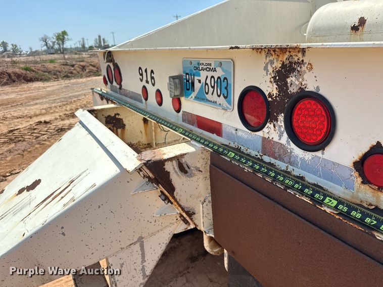 image for item EJ8634 1999 Corn Belt  S-4202 bottom dump trailer