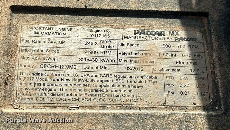 image for item EJ8661 2013 Kenworth T660 semi truck