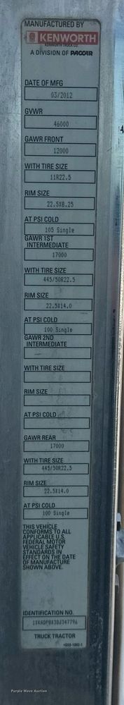 image for item EJ8661 2013 Kenworth T660 semi truck