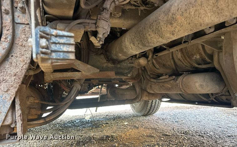 image for item EJ8662 2014 Kenworth T660 semi truck