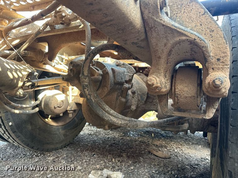 image for item EJ8662 2014 Kenworth T660 semi truck