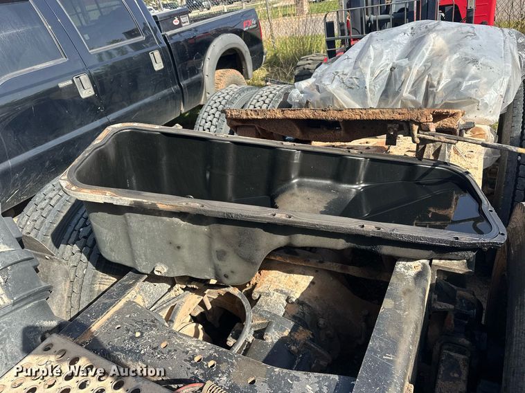 image for item EJ8662 2014 Kenworth T660 semi truck