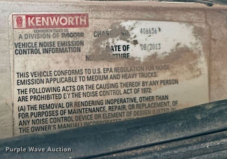 image for item EJ8662 2014 Kenworth T660 semi truck