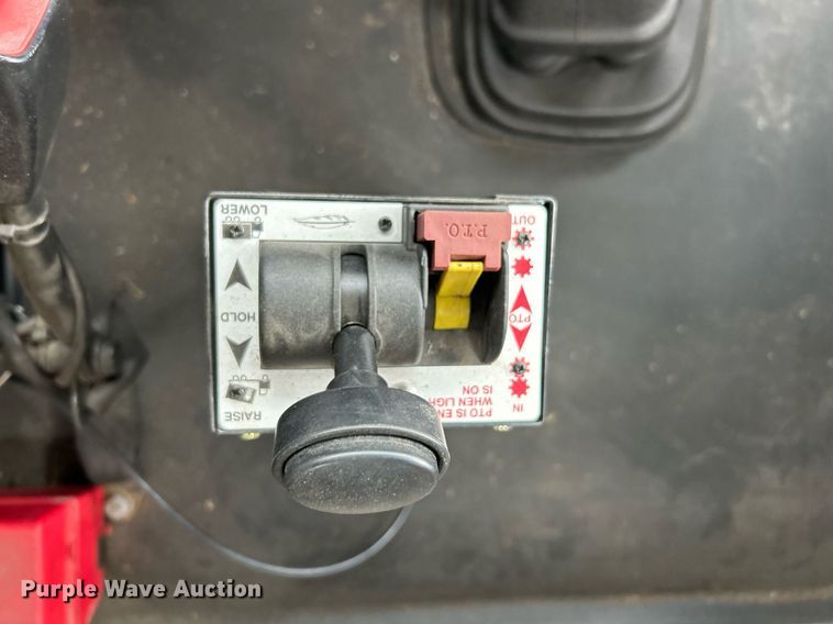 image for item EK2862 2015 Volvo VNL semi truck