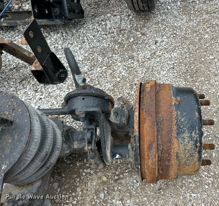 image for item EK2865 (2) lift axles