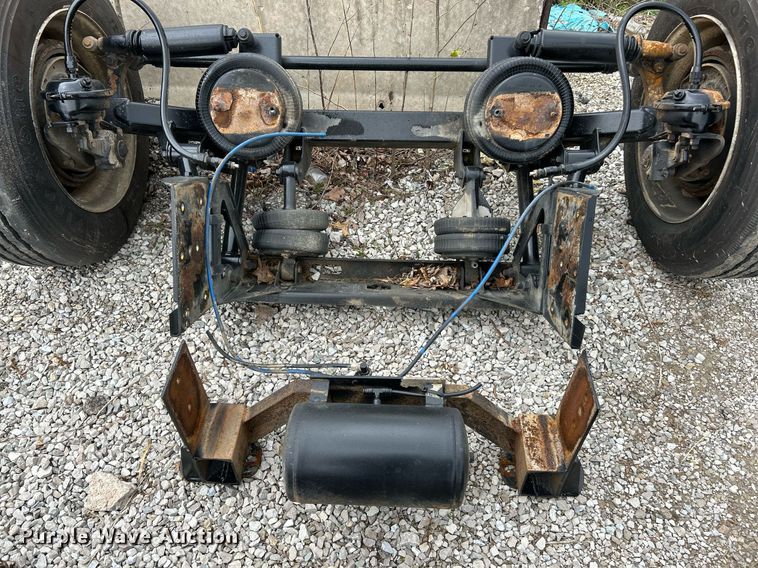 image for item EK2865 (2) lift axles