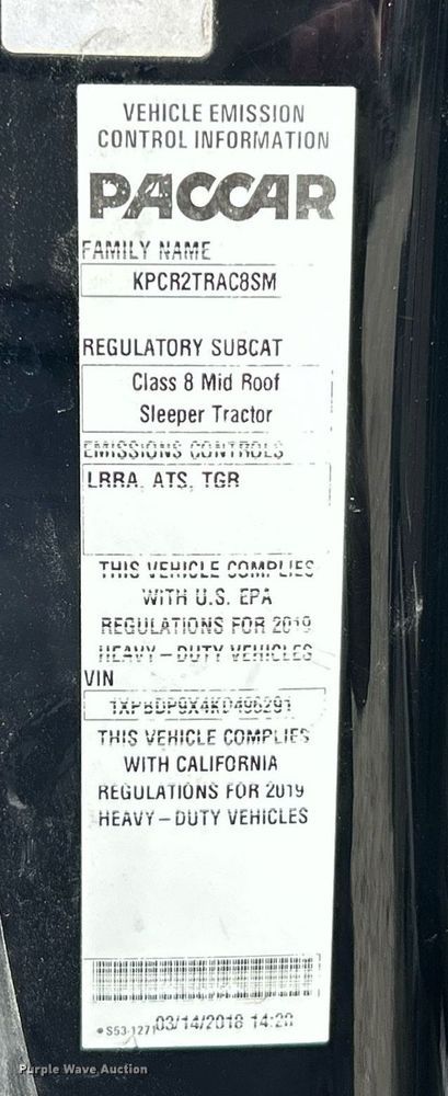 image for item EK2898 2019 Peterbilt 579 semi truck