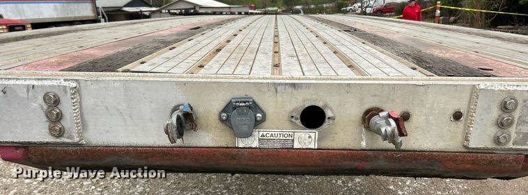 image for item EK2949 2005 Fontaine RFTW1-8048WSAWK flatbed trailer