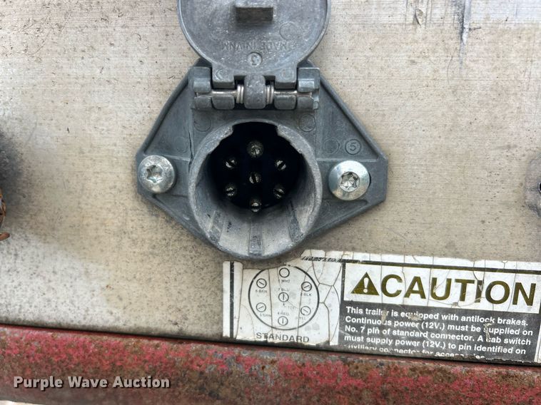 image for item EK2949 2005 Fontaine RFTW1-8048WSAWK flatbed trailer