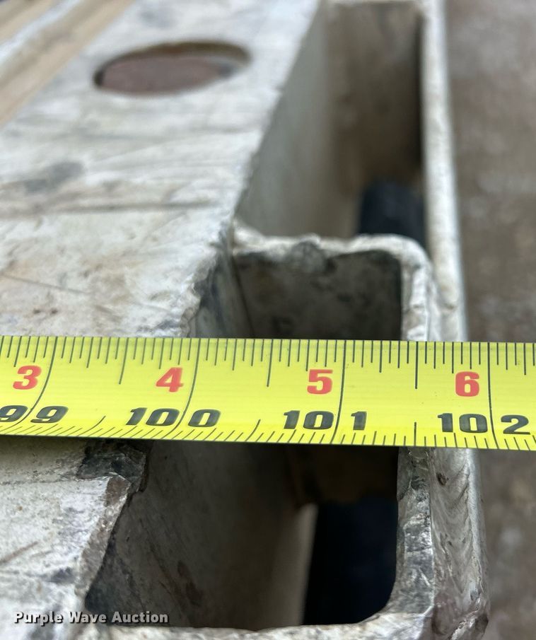 image for item EK2949 2005 Fontaine RFTW1-8048WSAWK flatbed trailer