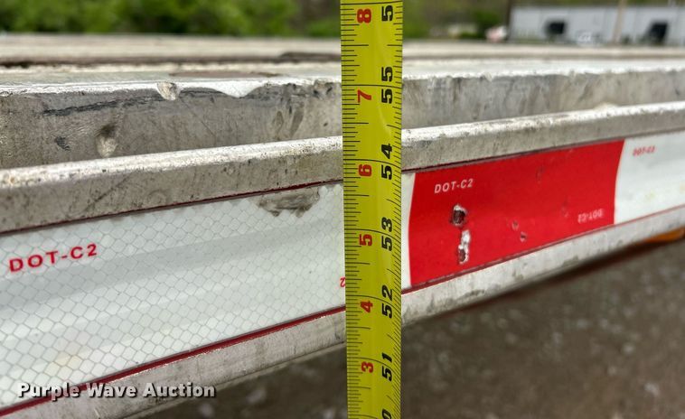 image for item EK2949 2005 Fontaine RFTW1-8048WSAWK flatbed trailer