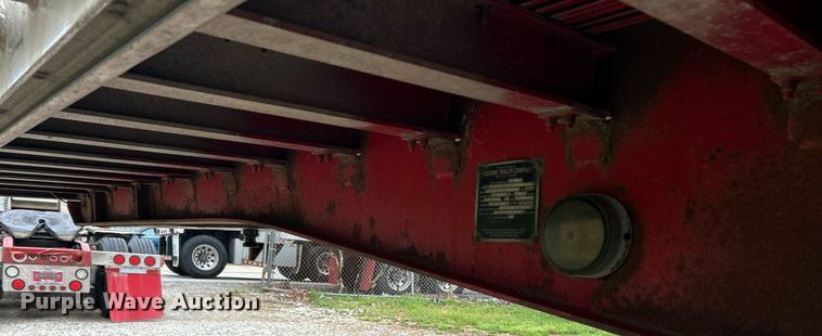 image for item EK2949 2005 Fontaine RFTW1-8048WSAWK flatbed trailer